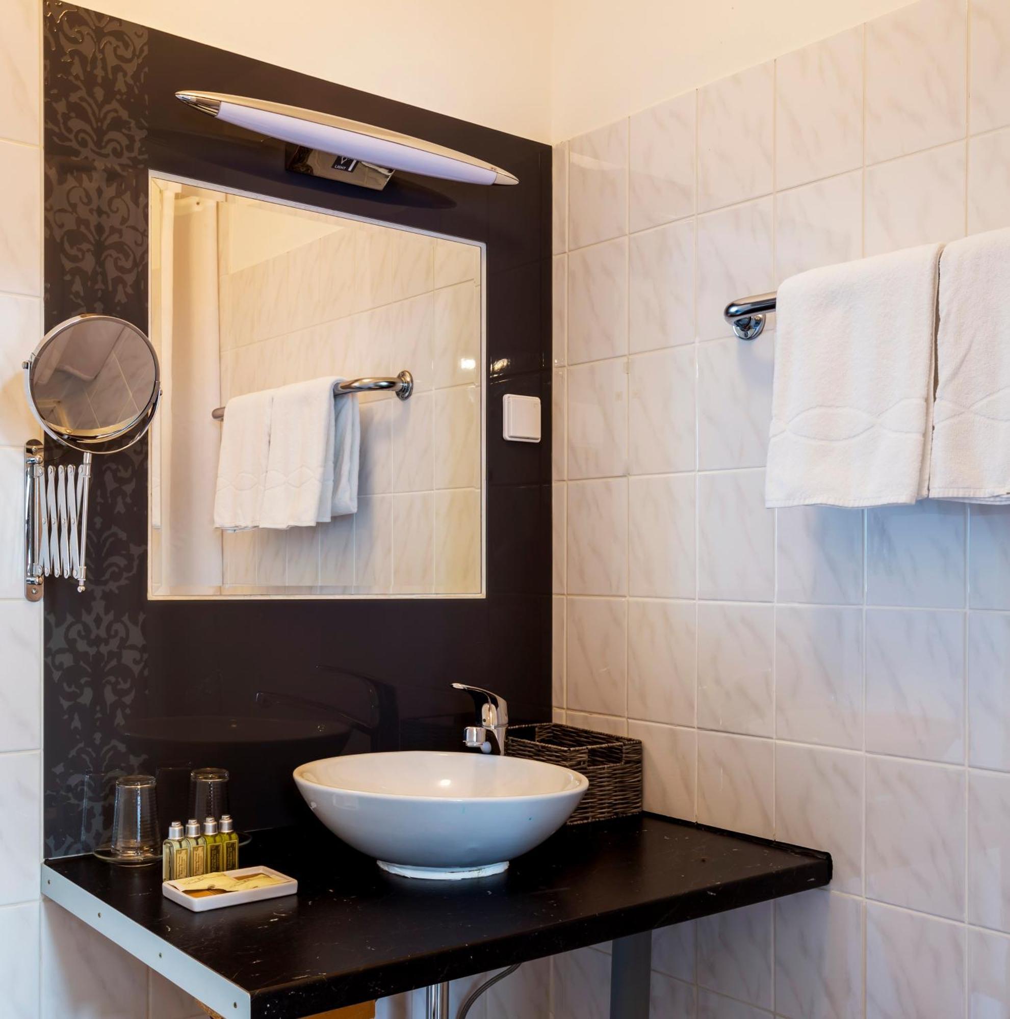 Boutique Hotel Columbia Wien Phòng bức ảnh